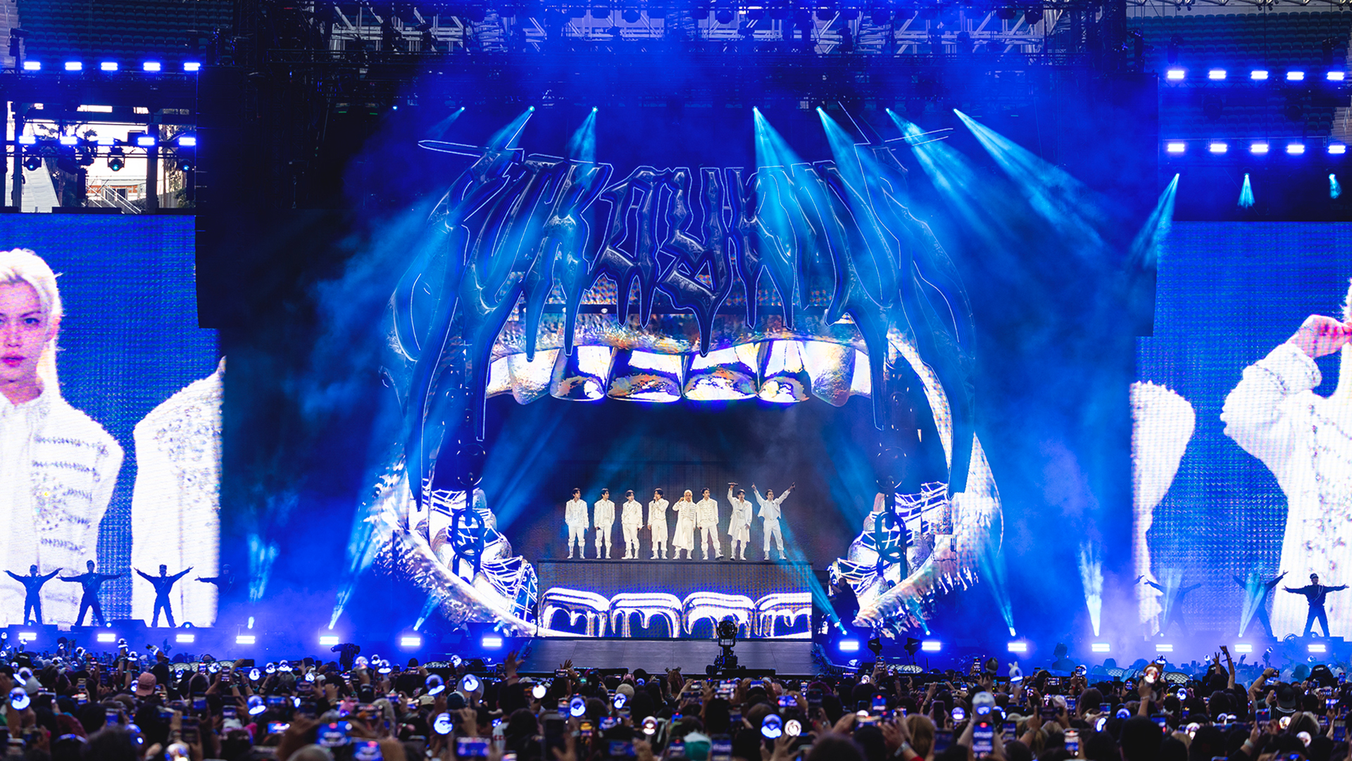 Stray Kids: The dominATE Experience