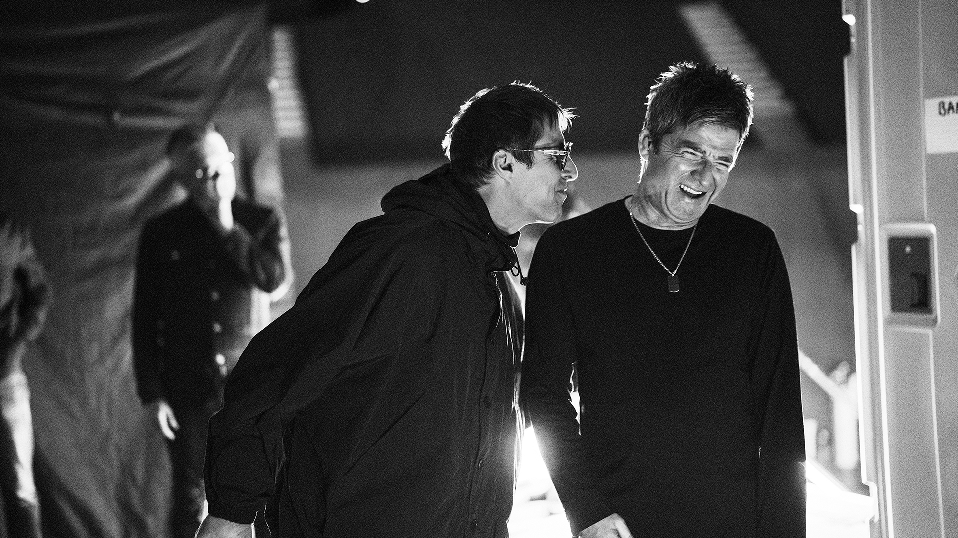 Oasis: Don't Look Back In Anger